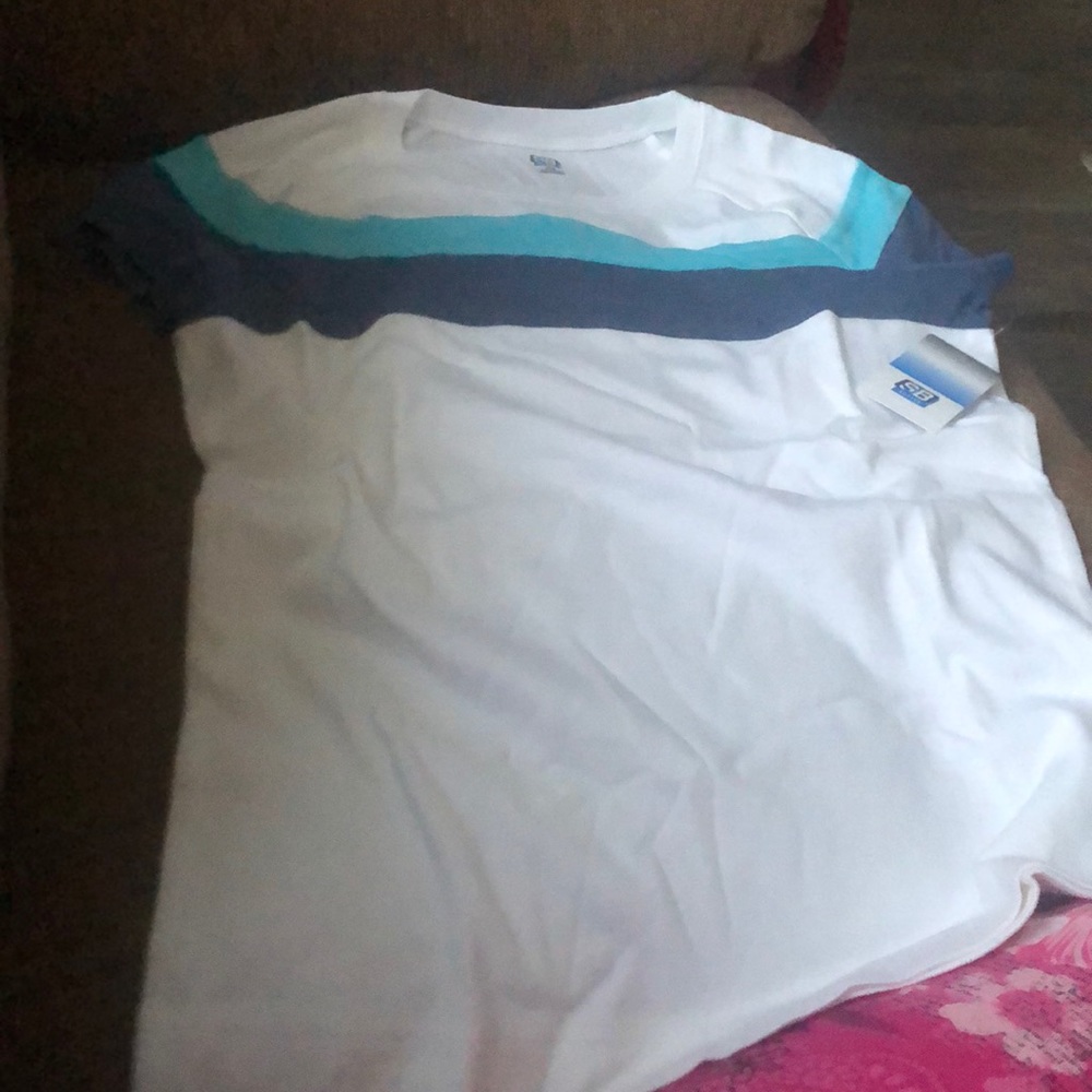 SB active tee shirt small